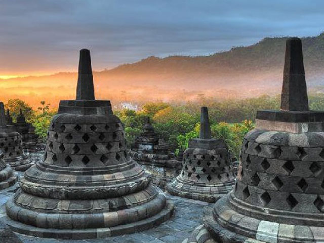 Indonēzijas apskates objekti Borobudura